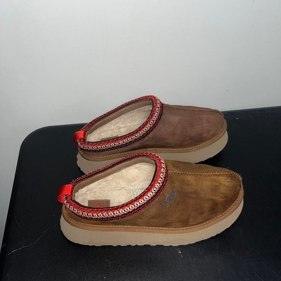 Ugg Tasman Platform Tan Women's 9 PLEASE READ DESCRIPTION - Picture 2 of 8